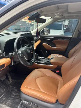 2024 Toyota Highlander 2.0T 248HP L4 8AT
