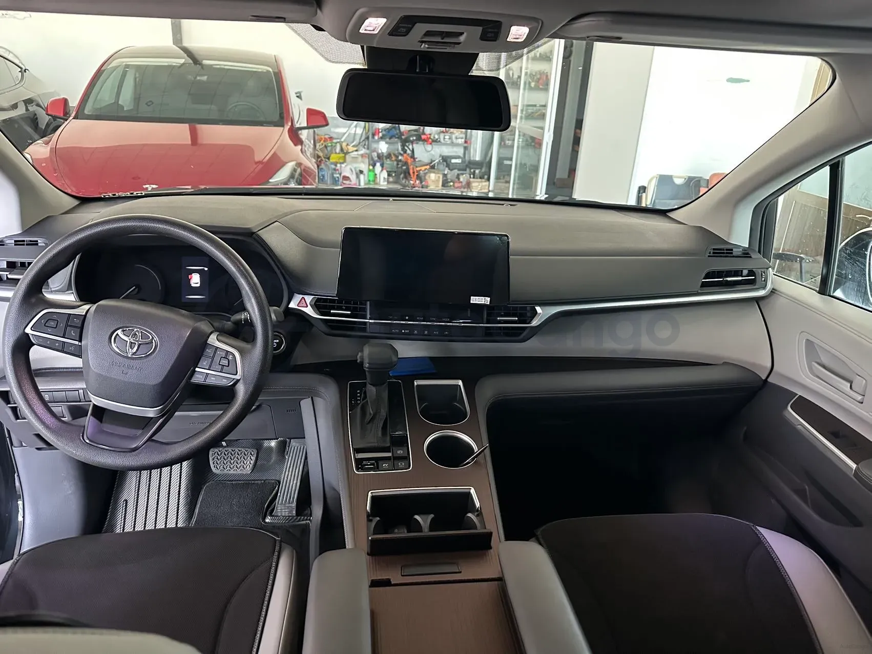 2024 Toyota Granvia 2.5L 189HP L4 E-CVT Hybrid,autocango,china used car exporter,china ev exporter,chinese used car exporter,chinese used ev exporter