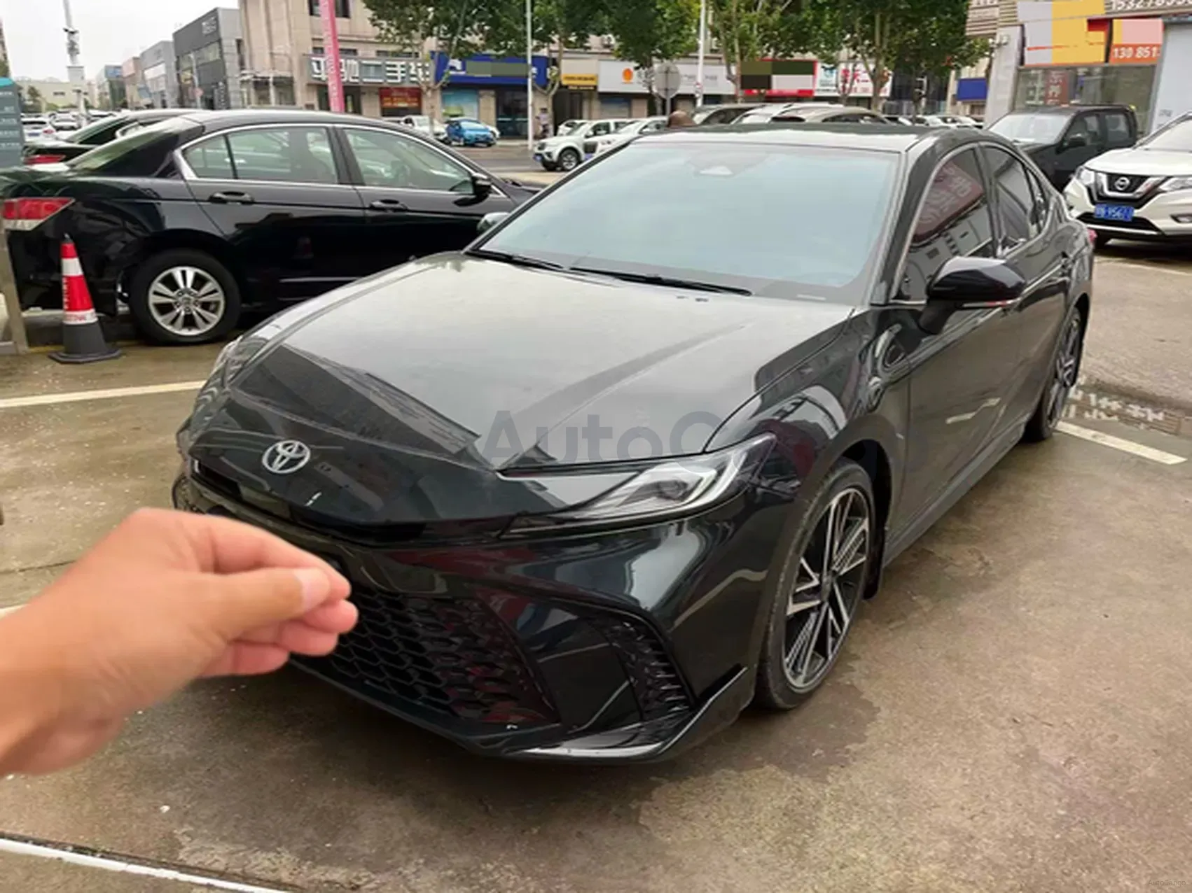 2024 Toyota Camry 2.0L 173HP L4 CVT,autocango,china used car exporter,china ev exporter,chinese used car exporter,chinese used ev exporter