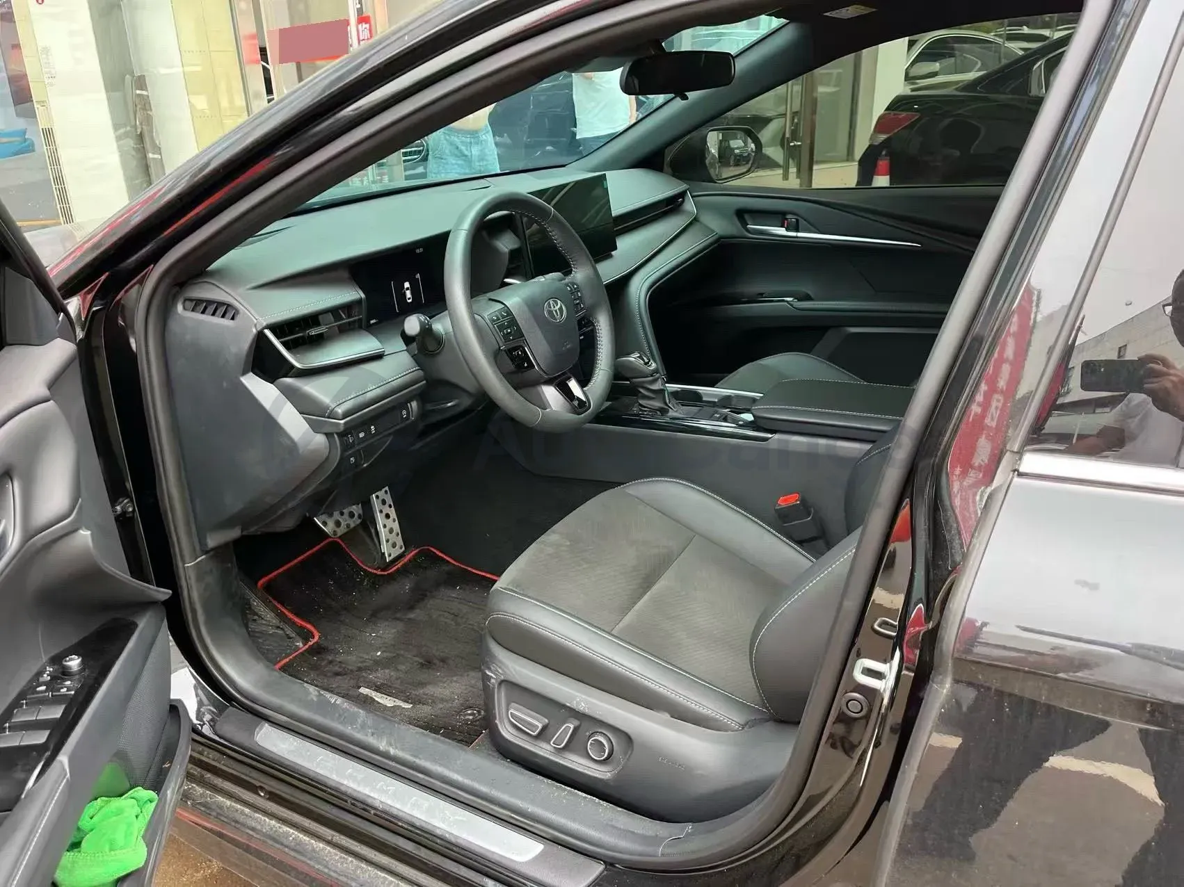 2024 Toyota Camry 2.0L 173HP L4 CVT,autocango,china used car exporter,china ev exporter,chinese used car exporter,chinese used ev exporter