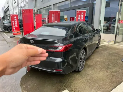 2024 Toyota Camry 2.0L 173HP L4 CVT