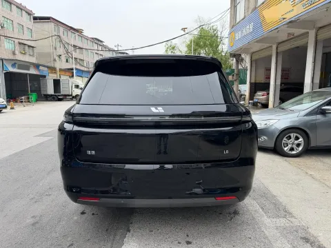 2023 Li L8 Range Extended 154HP REEV 40.9KWH