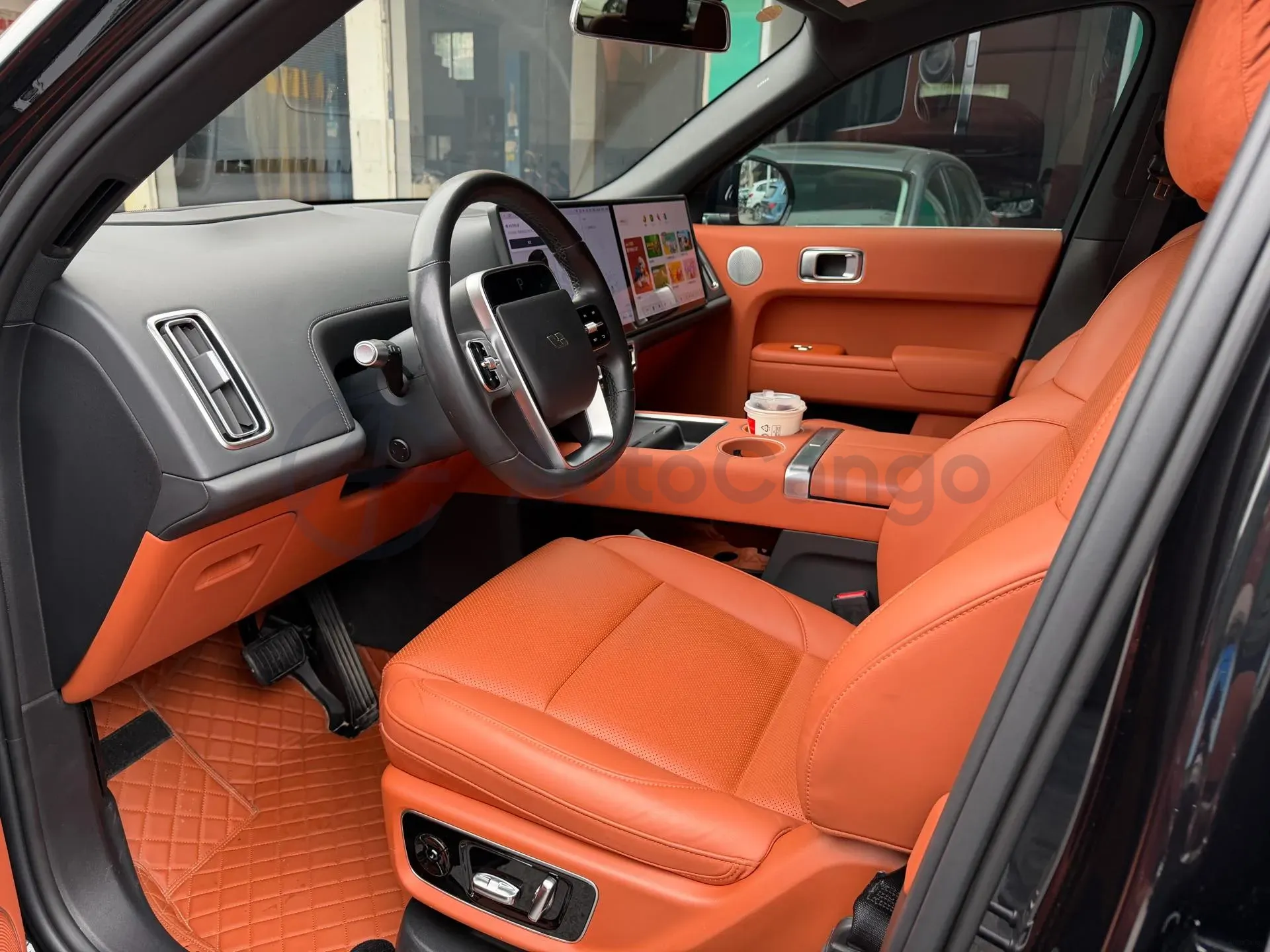 2023 Li L8 Range Extended 154HP REEV 40.9KWH,autocango,china used car exporter,china ev exporter,chinese used car exporter,chinese used ev exporter