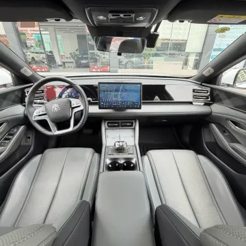 2025 BYD QinL 1.5L 101HP L4 E-CVT PHEV 15.87KWH