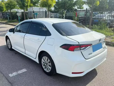 2023 Toyota Corolla 1.8L 98HP L4 E-CVT Hybrid