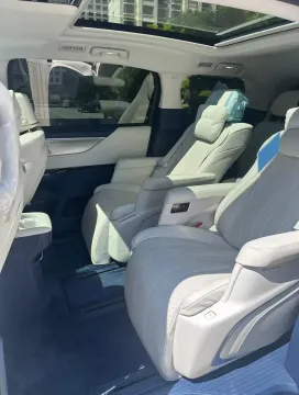 2024 Buick GL8 1.5T 180HP L4 2DHT PHEV 24.4KWH,autocango,china used car exporter,china ev exporter,chinese used car exporter,chinese used ev exporter
