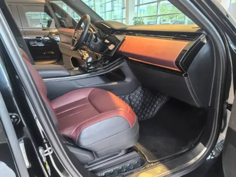 2023 Land Rover Range Rover Sport 3.0T 400HP L6 8AT