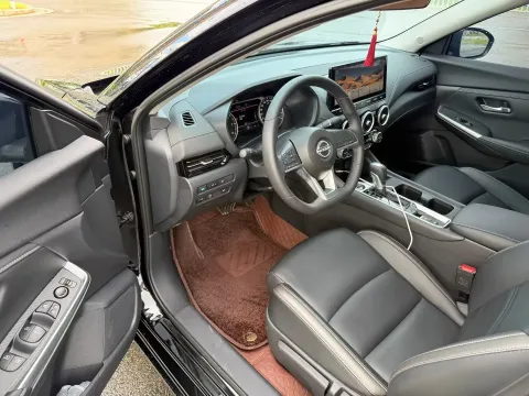 2023 Nissan Sylphy 1.6L 135HP L4 CVT,autocango,china used car exporter,china ev exporter,chinese used car exporter,chinese used ev exporter