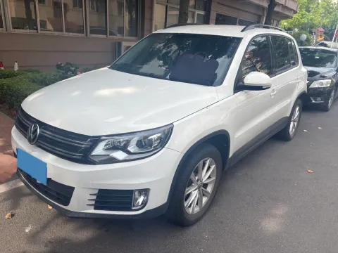 2016 VOLKSWAGEN TOURAN,autocango,china used car exporter,china ev exporter,chinese used car exporter,chinese used ev exporter