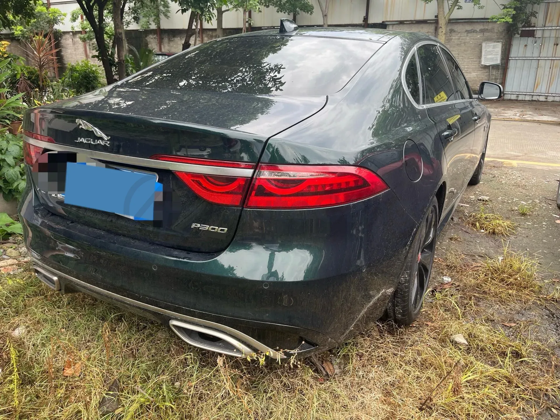 2023 Jaguar XFL 2.0T 300HP L4 8AT,autocango,china used car exporter,china ev exporter,chinese used car exporter,chinese used ev exporter
