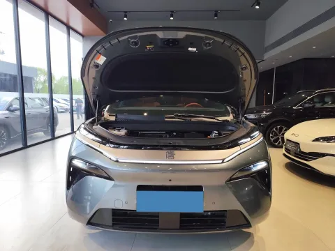 2025 BYD TangL 1.5T 156HP L4 E-CVT PHEV