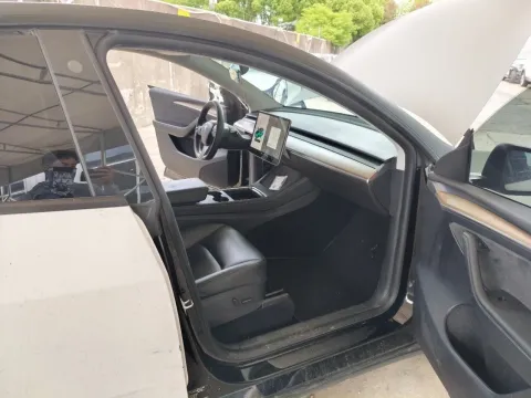 2021 Tesla Model Y BEV 60KWH