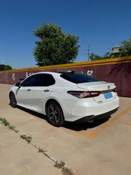 2021 Toyota Camry 2.5L 209HP L4 8AT,autocango,china used car exporter,china ev exporter,chinese used car exporter,chinese used ev exporter