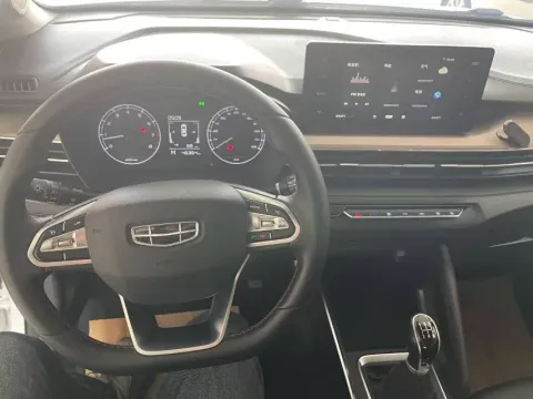 2021 Geely Vision X3 1.5L 109HP L4 5MT,autocango,china used car exporter,china ev exporter,chinese used car exporter,chinese used ev exporter