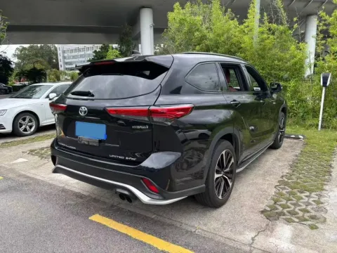 2022 Toyota Crown Kluger 2.5L 192HP L4 E-CVT Hybrid,autocango,china used car exporter,china ev exporter,chinese used car exporter,chinese used ev exporter