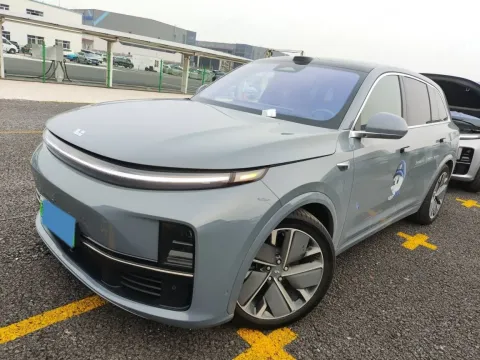 2025 LI L7,autocango,china used car exporter,china ev exporter,chinese used car exporter,chinese used ev exporter
