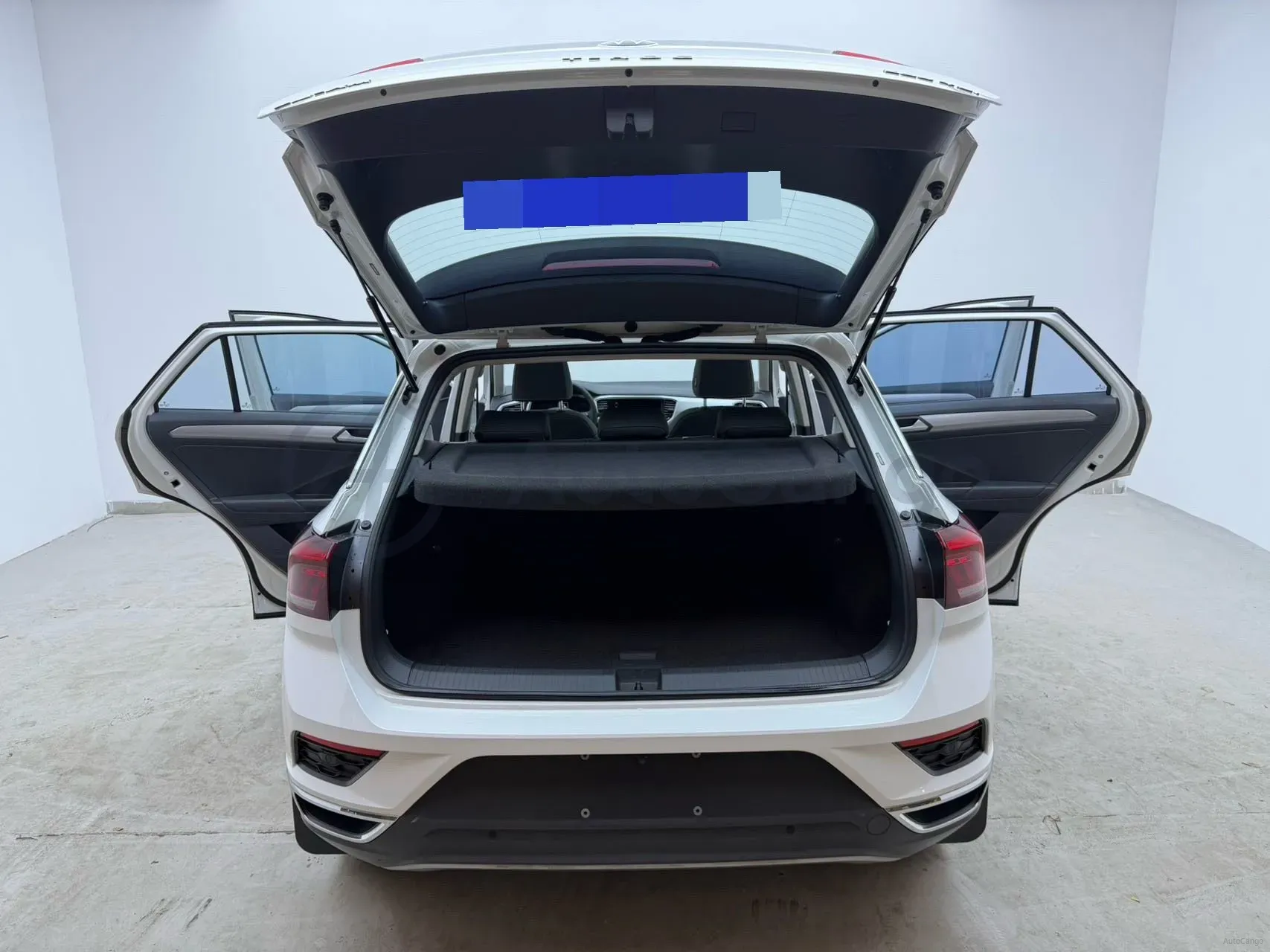 2022 Volkswagen T-Roc 1.4T 150HP L4 7DCT,autocango,china used car exporter,china ev exporter,chinese used car exporter,chinese used ev exporter