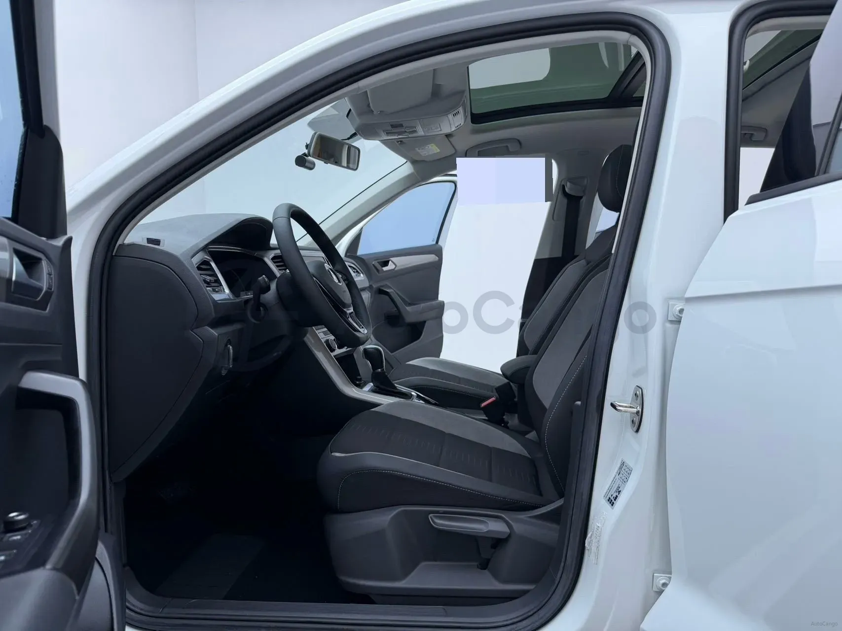 2022 Volkswagen T-Roc 1.4T 150HP L4 7DCT,autocango,china used car exporter,china ev exporter,chinese used car exporter,chinese used ev exporter