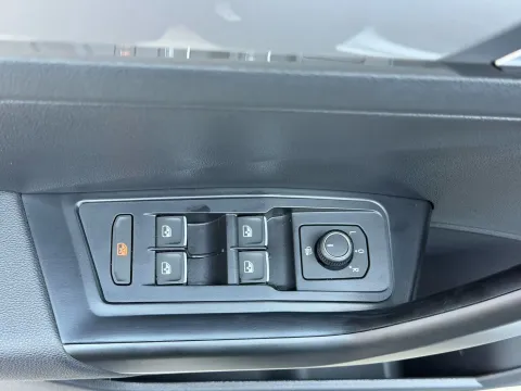 2022 Volkswagen T-Roc 1.4T 150HP L4 7DCT