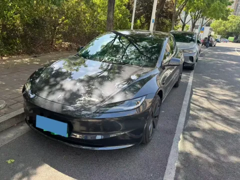2025 TESLA MODEL 3,autocango,china used car exporter,china ev exporter,chinese used car exporter,chinese used ev exporter