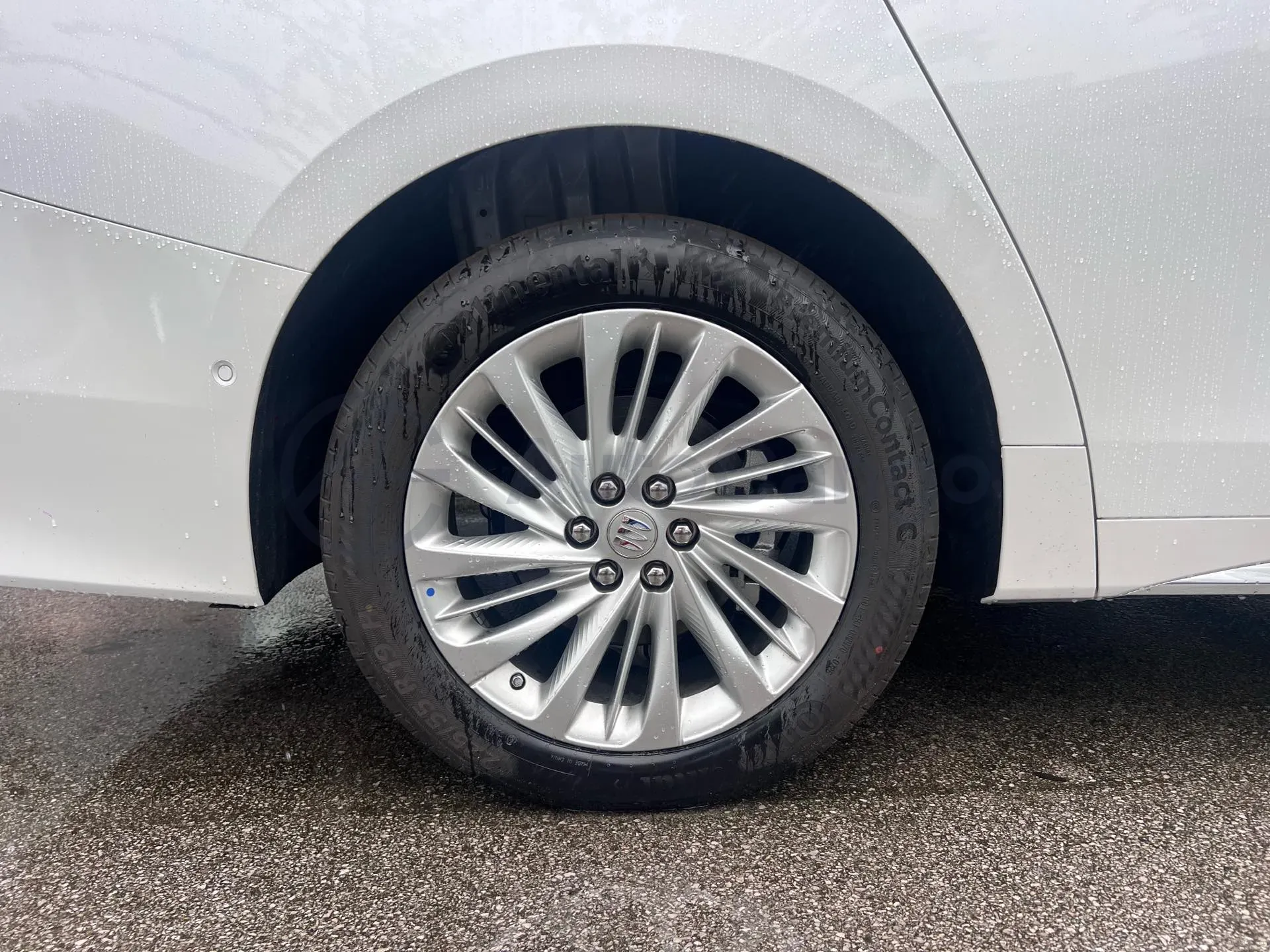 2025 Buick Century 2.0T 237HP L4 9AT,autocango,china used car exporter,china ev exporter,chinese used car exporter,chinese used ev exporter