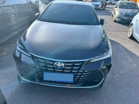 2022 Toyota Avalon 2.5L 178HP L4 E-CVT Hybrid