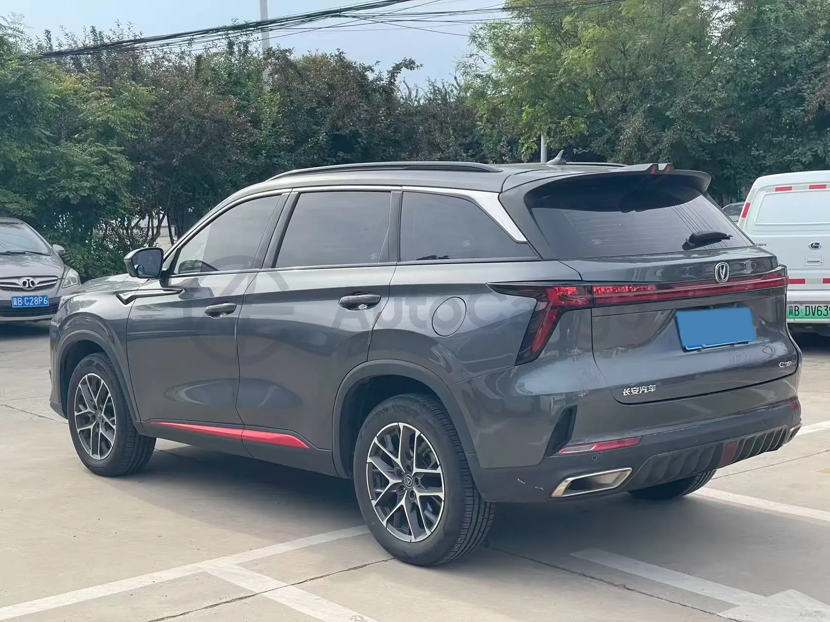 2022 ChangAn CS75 Plus 1.5T 178HP L4 6AT,autocango,china used car exporter,china ev exporter,chinese used car exporter,chinese used ev exporter