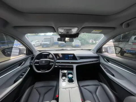2022 ChangAn CS75 Plus 1.5T 178HP L4 6AT