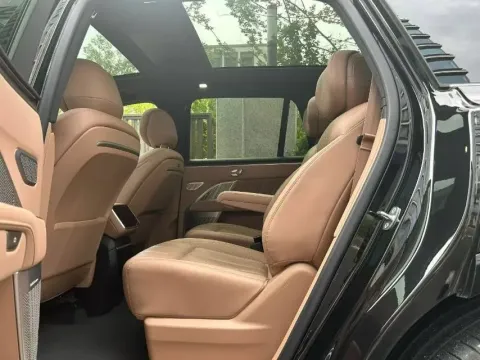 2025 ONVO L90 BEV