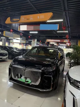 2025 Voyah Dream 1.5T 150HP L4 1DHT PHEV 41.7KWH,autocango,china used car exporter,china ev exporter,chinese used car exporter,chinese used ev exporter