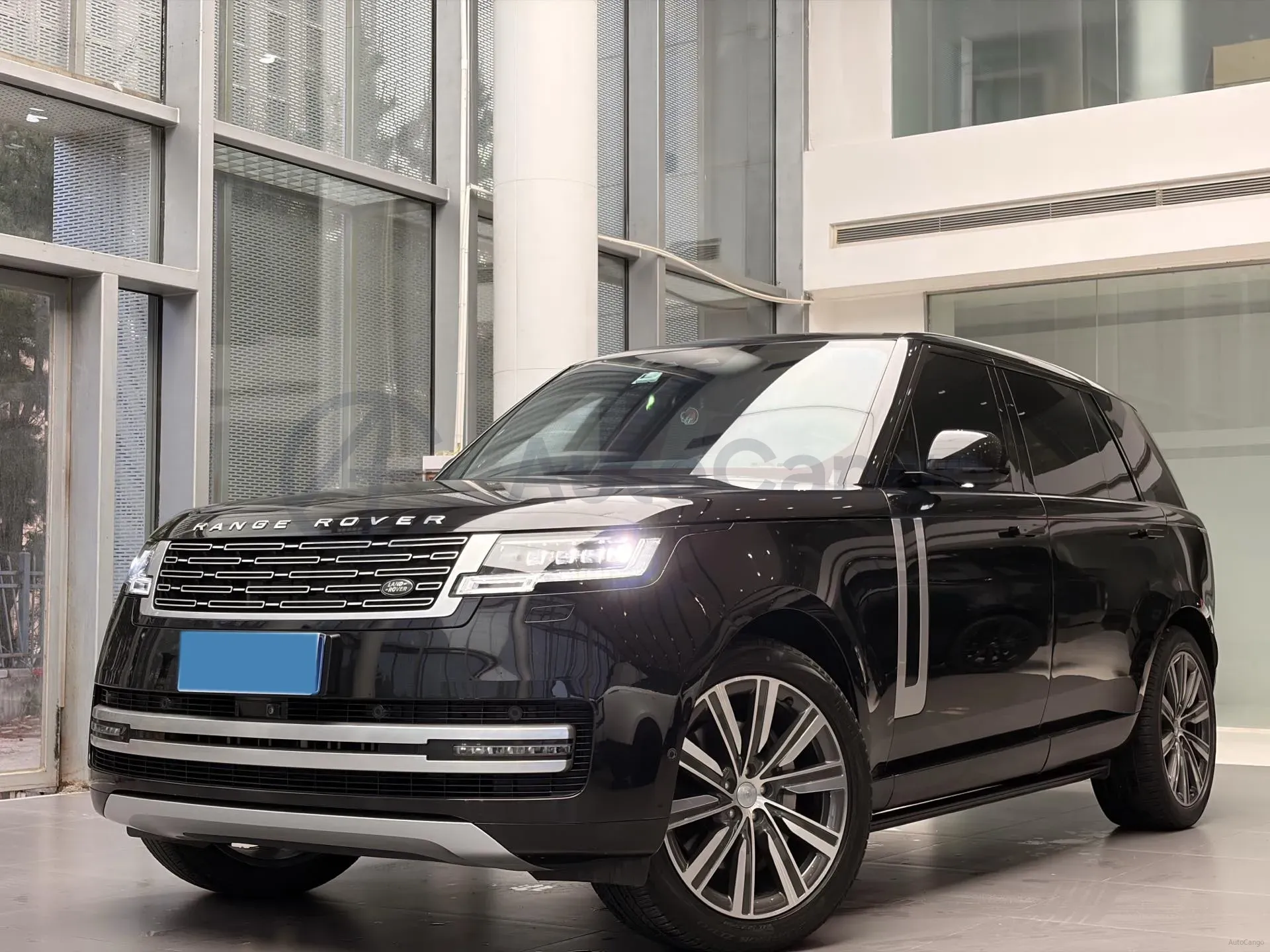 2023 Land Rover Range Rover 3.0T 400HP L6 8AT,autocango,china used car exporter,china ev exporter,chinese used car exporter,chinese used ev exporter