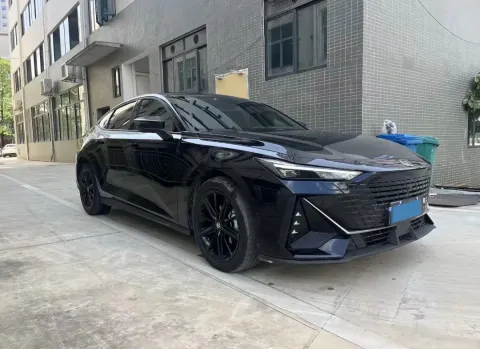 2022 ChangAn UNI-V 1.5T 188HP L4 7DCT 2