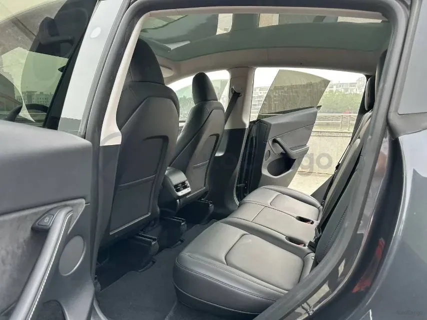 2024 Iveco OuSheng BEV 77.28KWH,autocango,china used car exporter,china ev exporter,chinese used car exporter,chinese used ev exporter