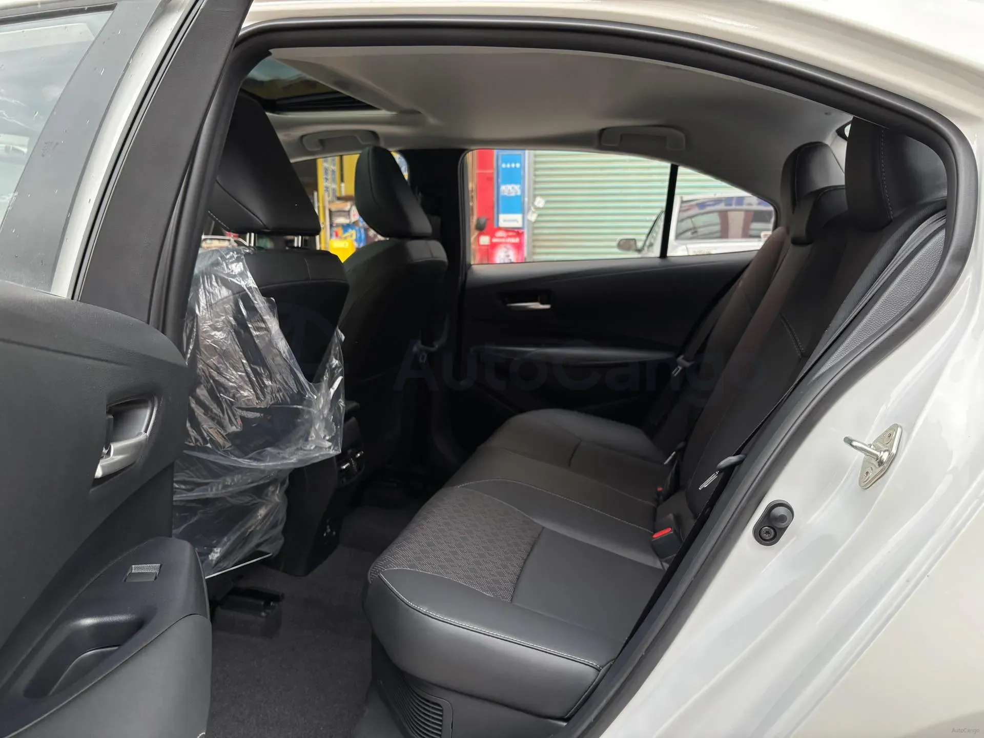 2024 Toyota Corolla Cross 2.0L 152HP L4 E-CVT Hybrid,autocango,china used car exporter,china ev exporter,chinese used car exporter,chinese used ev exporter