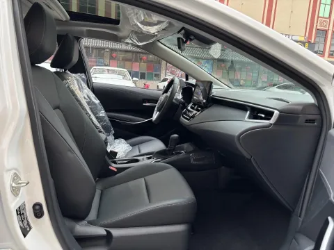 2024 Toyota Corolla Cross 2.0L 152HP L4 E-CVT Hybrid
