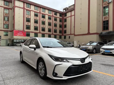 2024 Toyota Corolla Cross 2.0L 152HP L4 E-CVT Hybrid