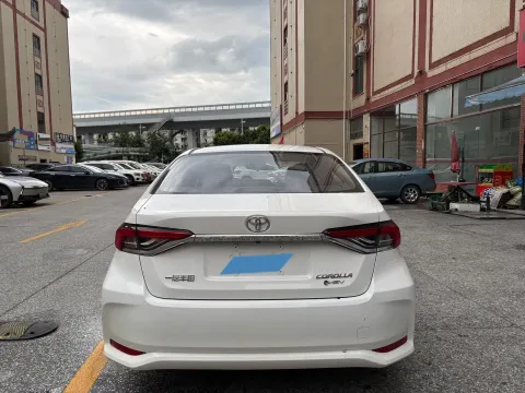 2024 Toyota Corolla Cross 2.0L 152HP L4 E-CVT Hybrid