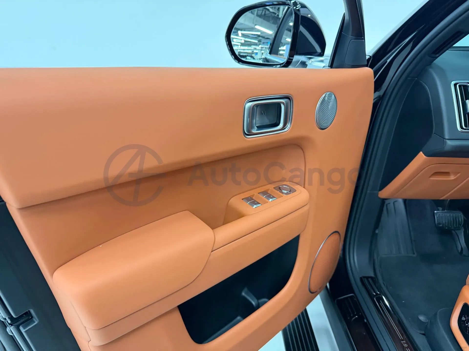2024 Li L9 Range Extended 154HP REEV 52.3KWH,autocango,china used car exporter,china ev exporter,chinese used car exporter,chinese used ev exporter