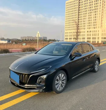 2023 HONGQI E-QM5,autocango,china used car exporter,china ev exporter,chinese used car exporter,chinese used ev exporter