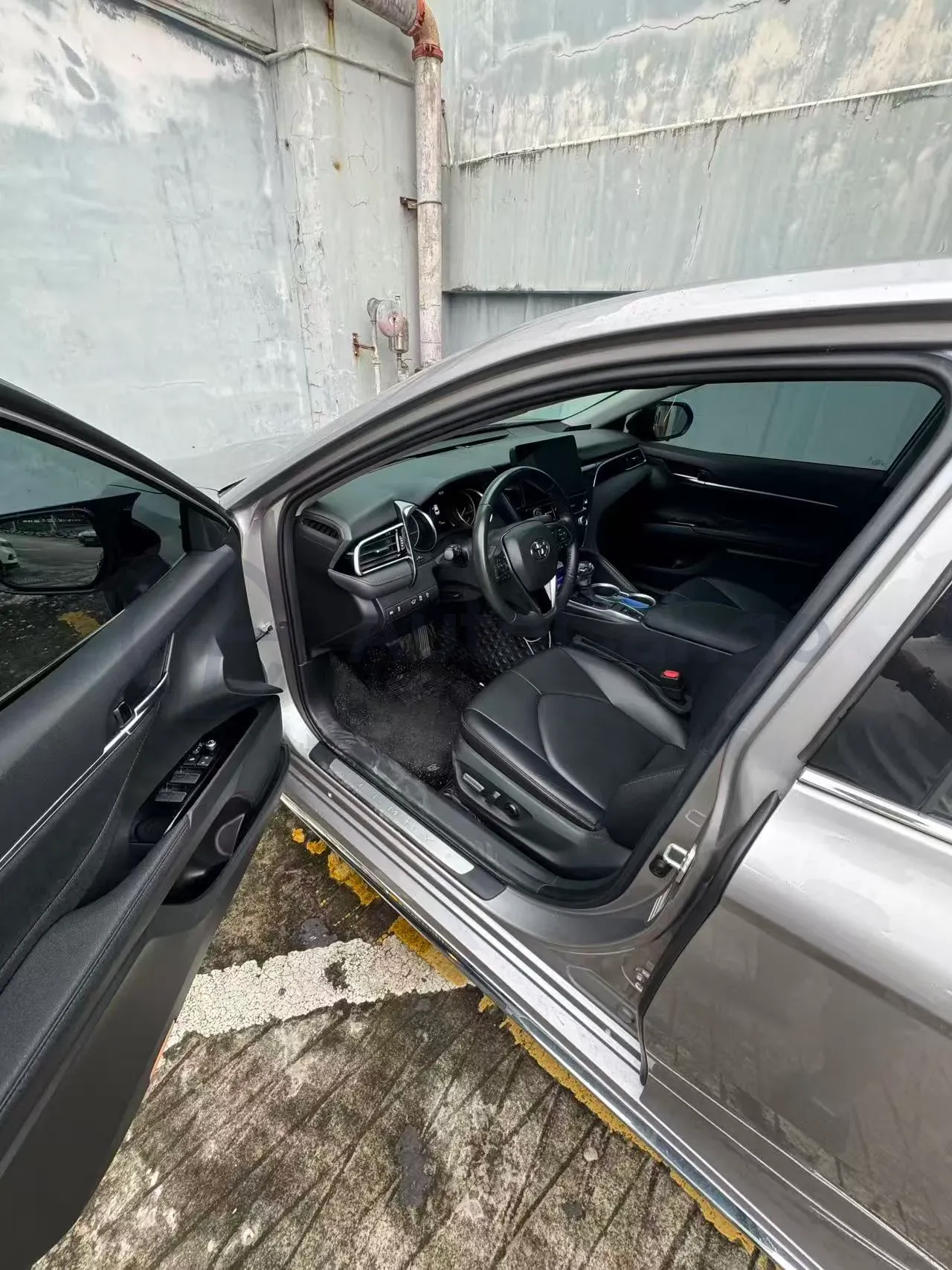 2023 Toyota Camry 2.0L 177HP L4 CVT,autocango,china used car exporter,china ev exporter,chinese used car exporter,chinese used ev exporter