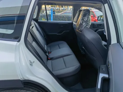 2026 Toyota RAV4 2.5L 185HP L4 E-CVT Hybrid