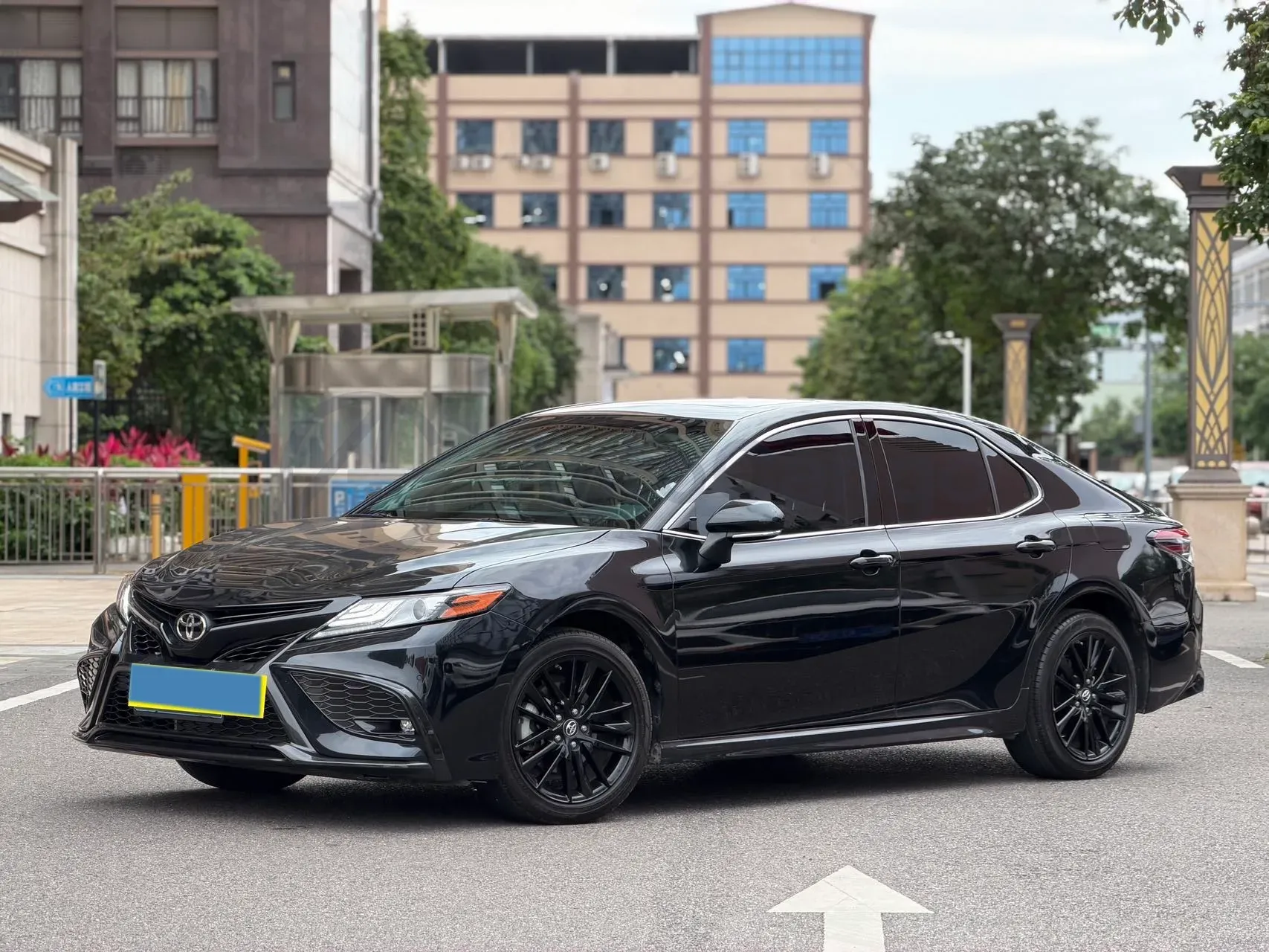 2023 Toyota Camry 2.0L 177HP L4 CVT,autocango,china used car exporter,china ev exporter,chinese used car exporter,chinese used ev exporter