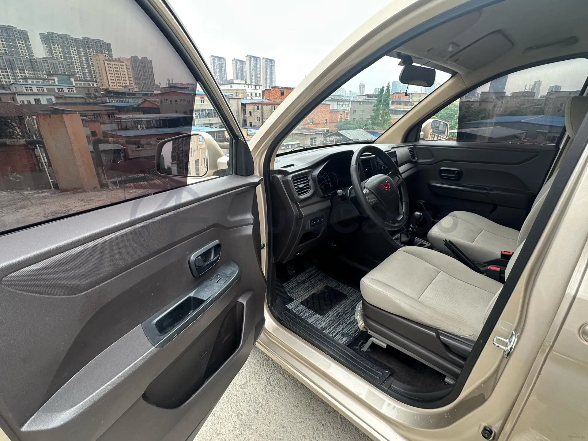 2022 JinBei Little Sea Lion X30 1.5L 102HP L4 5MT,autocango,china used car exporter,china ev exporter,chinese used car exporter,chinese used ev exporter