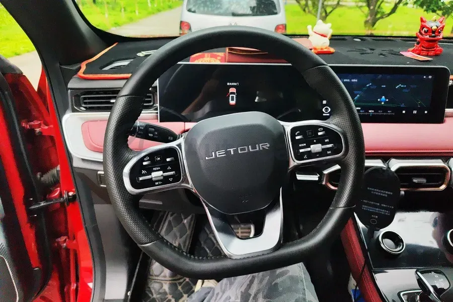 2021 Chery Tiggo 8 Plus 1.6T 197HP L4 7DCT,autocango,china used car exporter,china ev exporter,chinese used car exporter,chinese used ev exporter