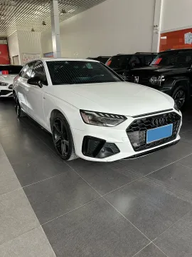 2024 Audi A4L 2.0T 190HP L4 7DCT