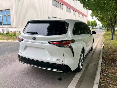 2024 Toyota Sienna 2.5L 189HP L4 E-CVT Hybrid,autocango,china used car exporter,china ev exporter,chinese used car exporter,chinese used ev exporter