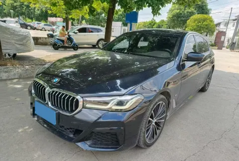 2022 BMW 5 SERIES,autocango,china used car exporter,china ev exporter,chinese used car exporter,chinese used ev exporter