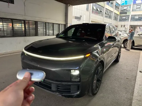 2022 LI L9,autocango,china used car exporter,china ev exporter,chinese used car exporter,chinese used ev exporter
