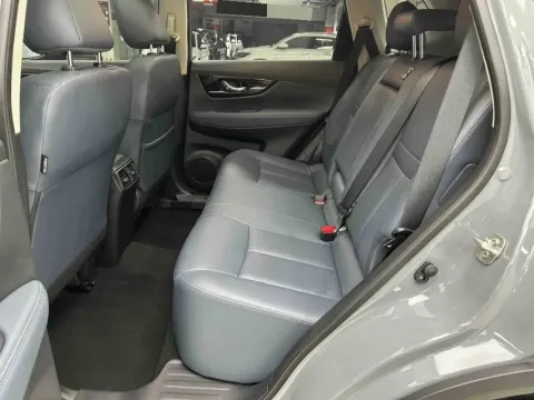 2025 Nissan X-Trail 2.0L 151HP L4 CVT
