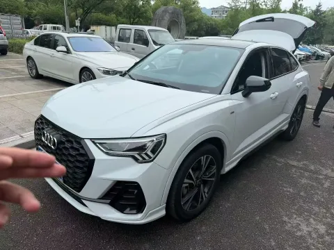 2022 AUDI Q3 SPORTBACK,autocango,china used car exporter,china ev exporter,chinese used car exporter,chinese used ev exporter